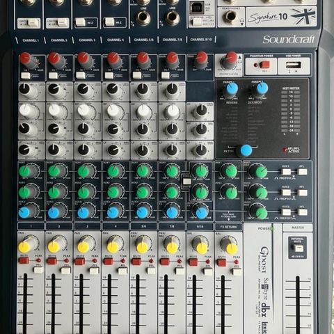 Soundcraft Signature 10