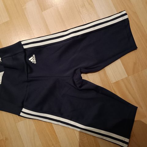 Adidas shorts/thighs