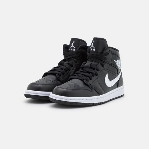 AIR JORDAN 1 MID 365, str 37,5