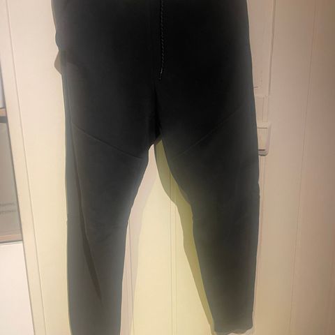 Nike Tech Fleece joggebukse sort XS