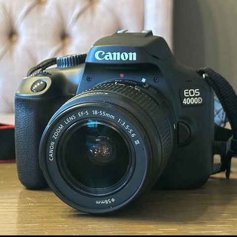 Canon EOS 4000D