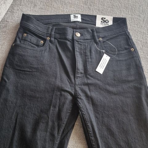 So Denim slim jeans, 34" L, NEW