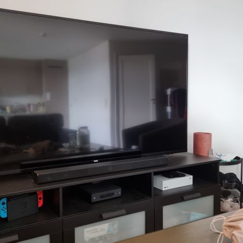 70" philips tv 4K UHD