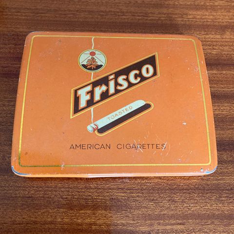 Vintage sigarettetui i metall