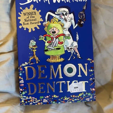 Demon dentist - skrevet av David Williams