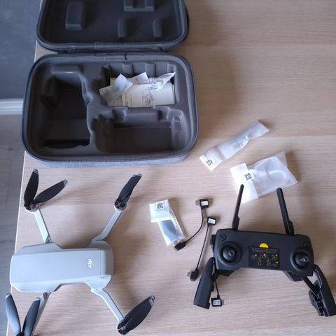 Dji mavic fly more combo selges.