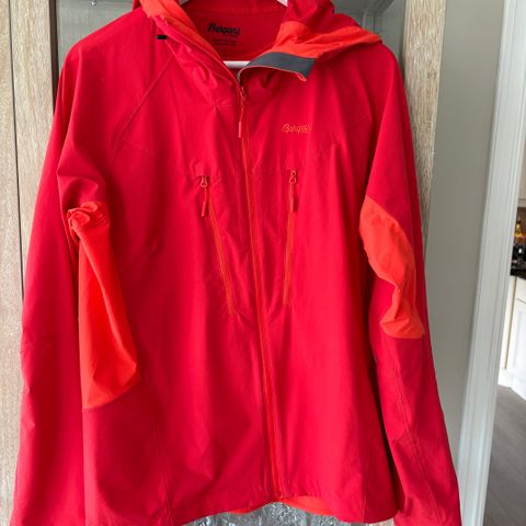 RØD BERGANS CECILIE SOFTSHELL JAKKE