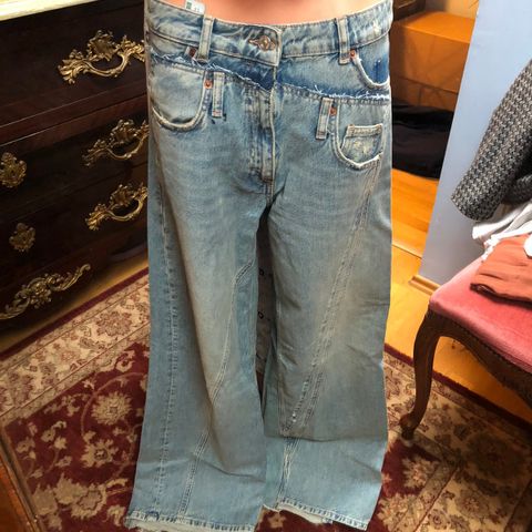 Zara Wide Leg Jeans nye m-38.   Veldig kul modell