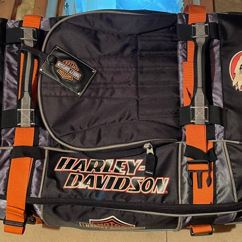 Harley Davidson Screamin Eagle trillebag. Kjøpt hos Harley forhandler i USA.