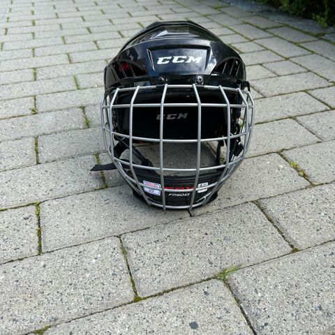 CCM FM50 small hockeyhjelm