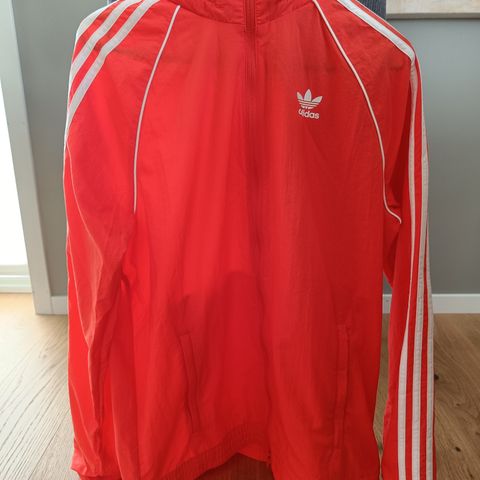 Adidas jakke/treningsjakke/løpejakke (S)