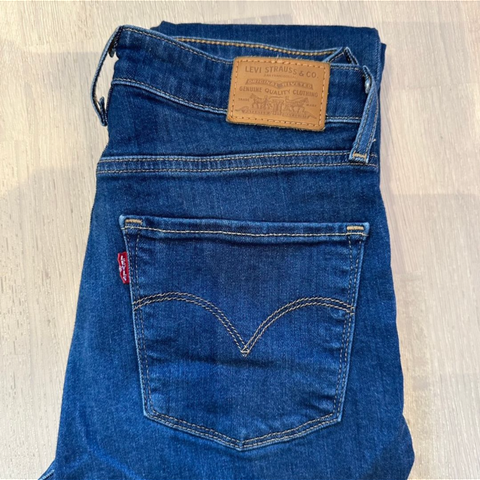 High rise skinny Levis jeans