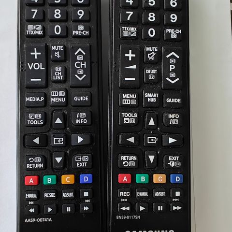 2 Samsung fjernkontroll/remote