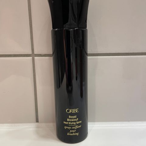 Oribe Royal Blowout Heat Styling Spray