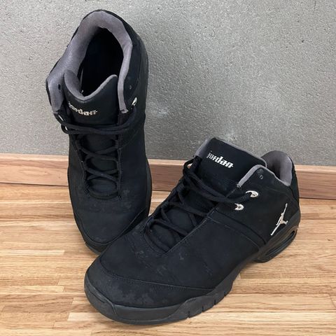 Jordan 23 OG Black Suede