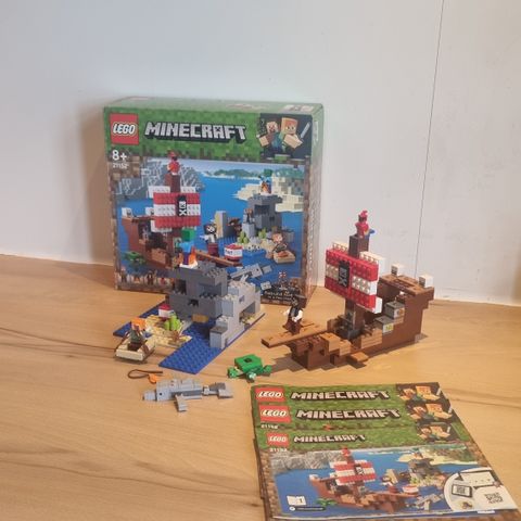Lego Minecraft 21152 Eventyr med Sjørøverskip
