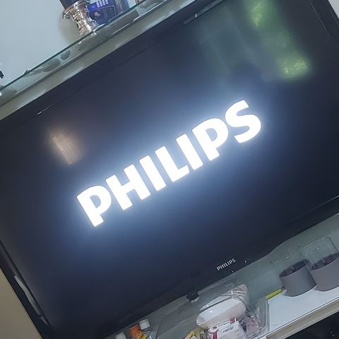 Philips TV 52 tommer lcd
