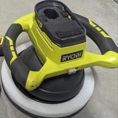 Ryobi poleringsmaskin