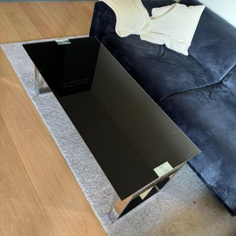 Sofabord svart glass