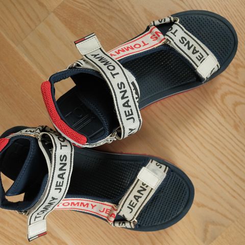 Sandaler Tommy Hilfiger