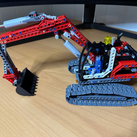 Lego Technic 8294 - Excavator