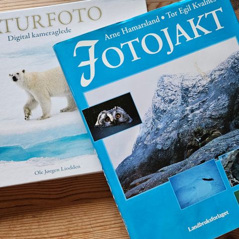Fotobøker - "Naturfoto" og "Fotojakt".