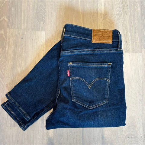 High rise super skinny Levis jeans