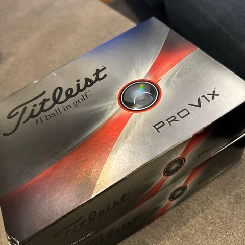 Helt nye Titleist PRO V1X