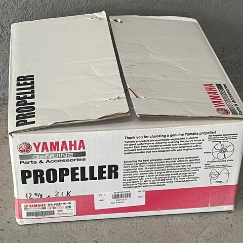 Orginal Yamaha  80/100 hk propell  12-5/8-21 K