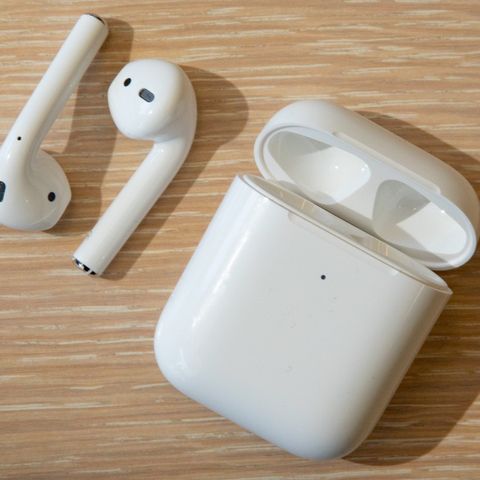 AirPods gen 2