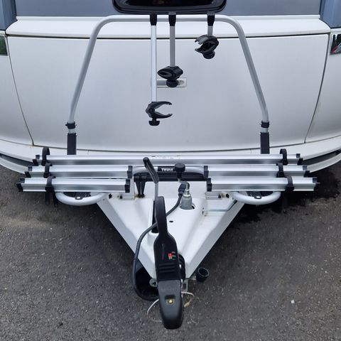 Thule superb xt 302031 caravan