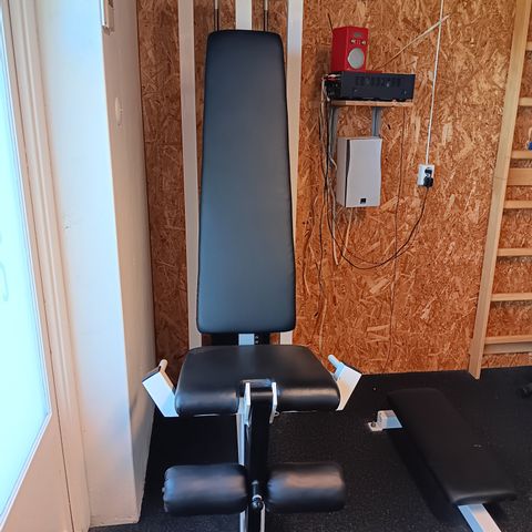 Gym 2000 lår curl