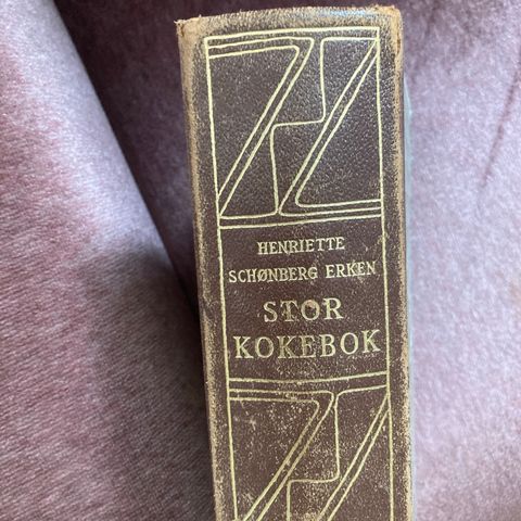 Stor kokebok.  Henriette Schønberg Erken.  Fra 1951