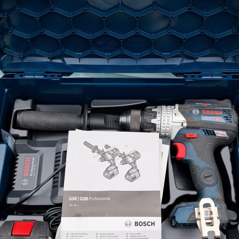 Bosch GSB 18V-85 C + GAL 18V-40 + 1stk 6Ah batteri.