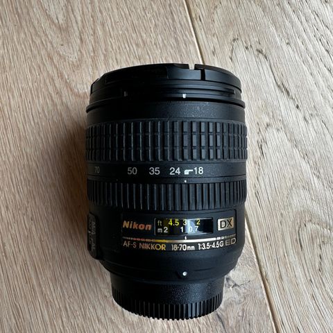 Nikon Zoom linse 18-70mm