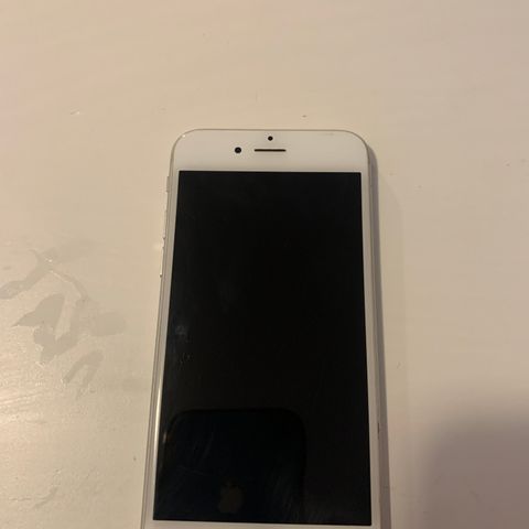 Veldig lite brukt IPhone 8 (64GB)