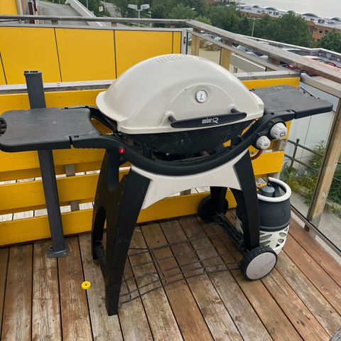 Weber q2000 gassgrill