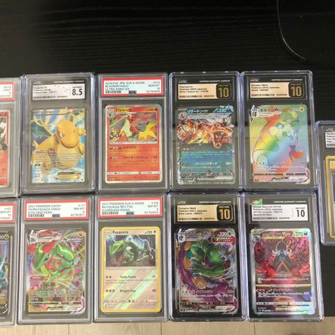 Pokemon Psa og CGC graderte kort