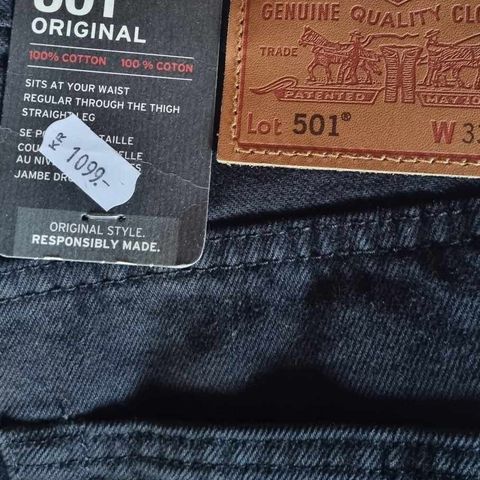 Levis 501 original blac color 990/ Black, Size 33 - 30  selges. Bud mottas
