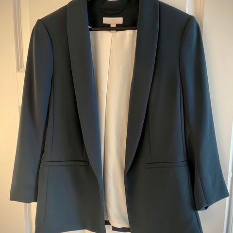 Kort blågrønn blazer