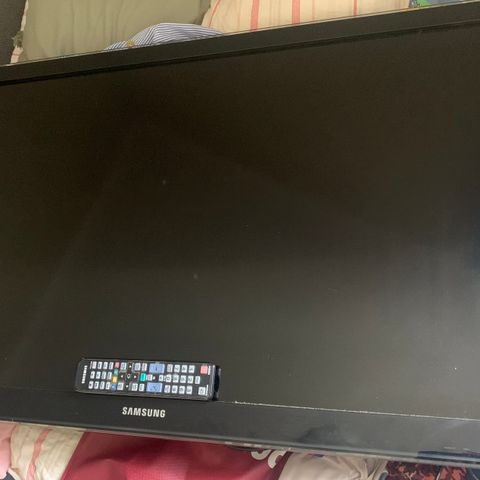 Pent brukt Samsung TV (46 tommer) **RESERVERT!