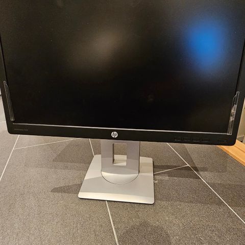 HP Elite 23" Skjerm/Monitor - Brukt, men fungerer perfekt!