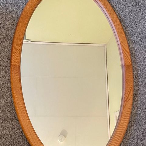 Ovalt speil med treramme 100*60