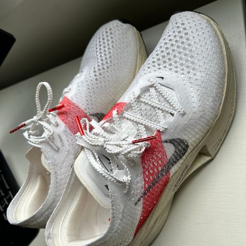 Nike Vaporfly 3 strl 40.5-US7.5