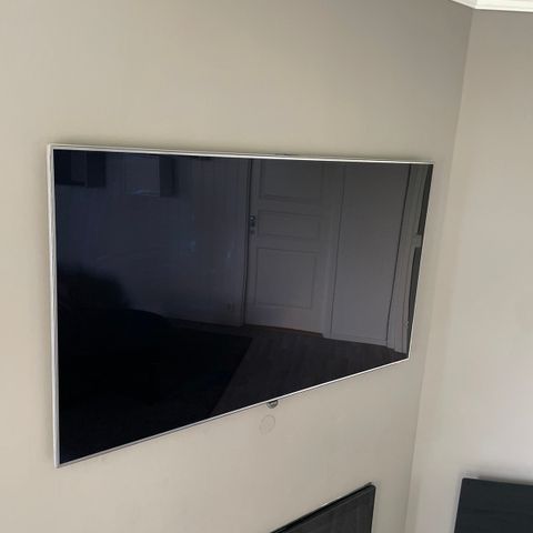 60" TV selges billig