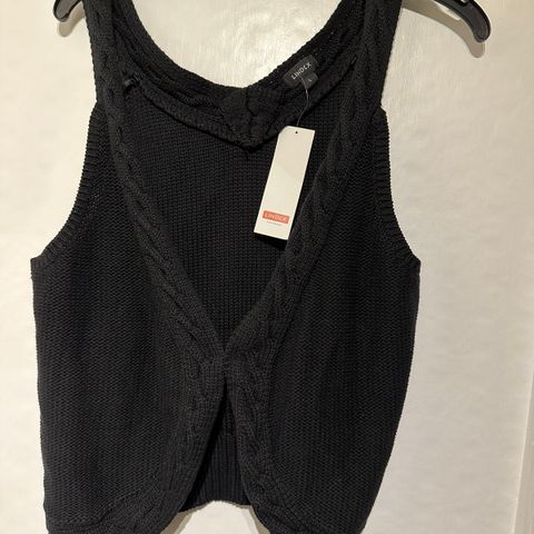 Kort vest/bolero str L selges kr 75,-