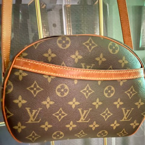 Louis Vuitton Vintage Crossbody