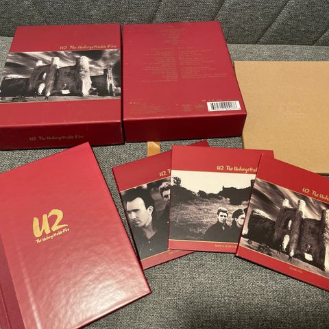 U2 The Unforgettable Fire Super Deluxe Edition 2 CD+DVD