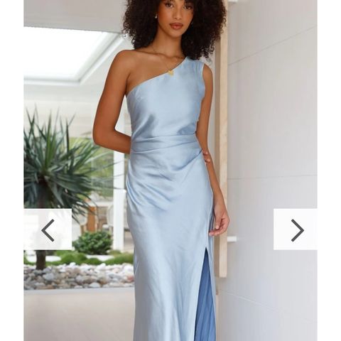 Victoria Maxi Dress til salgs