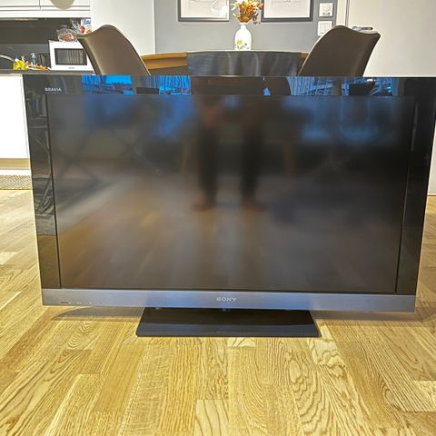 Sony Bravia LCD digital TV 40”
